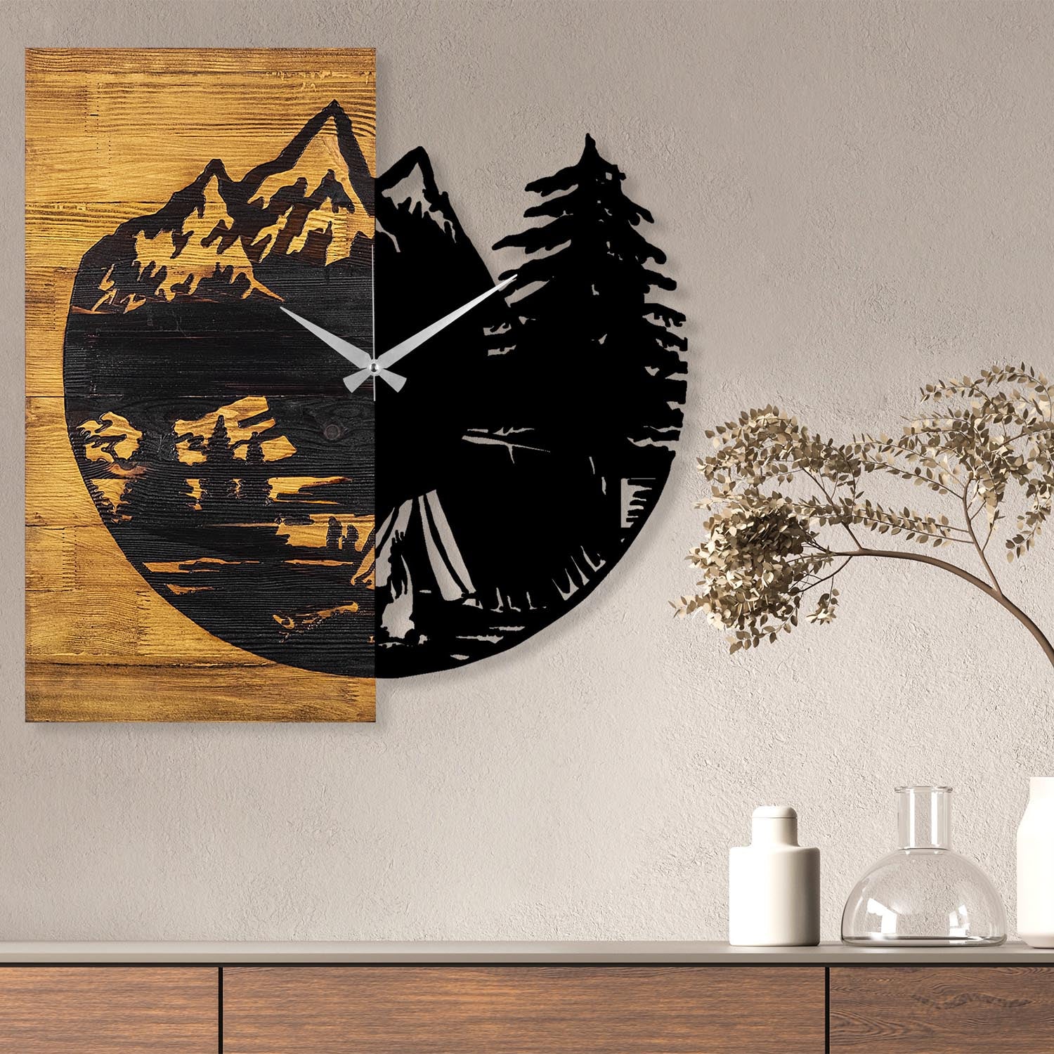 Wooden Clock 19 in Walnuss Schwarz präsentiert im Onlineshop von KAQTU Design AG. Wanduhr ist von Wallity
