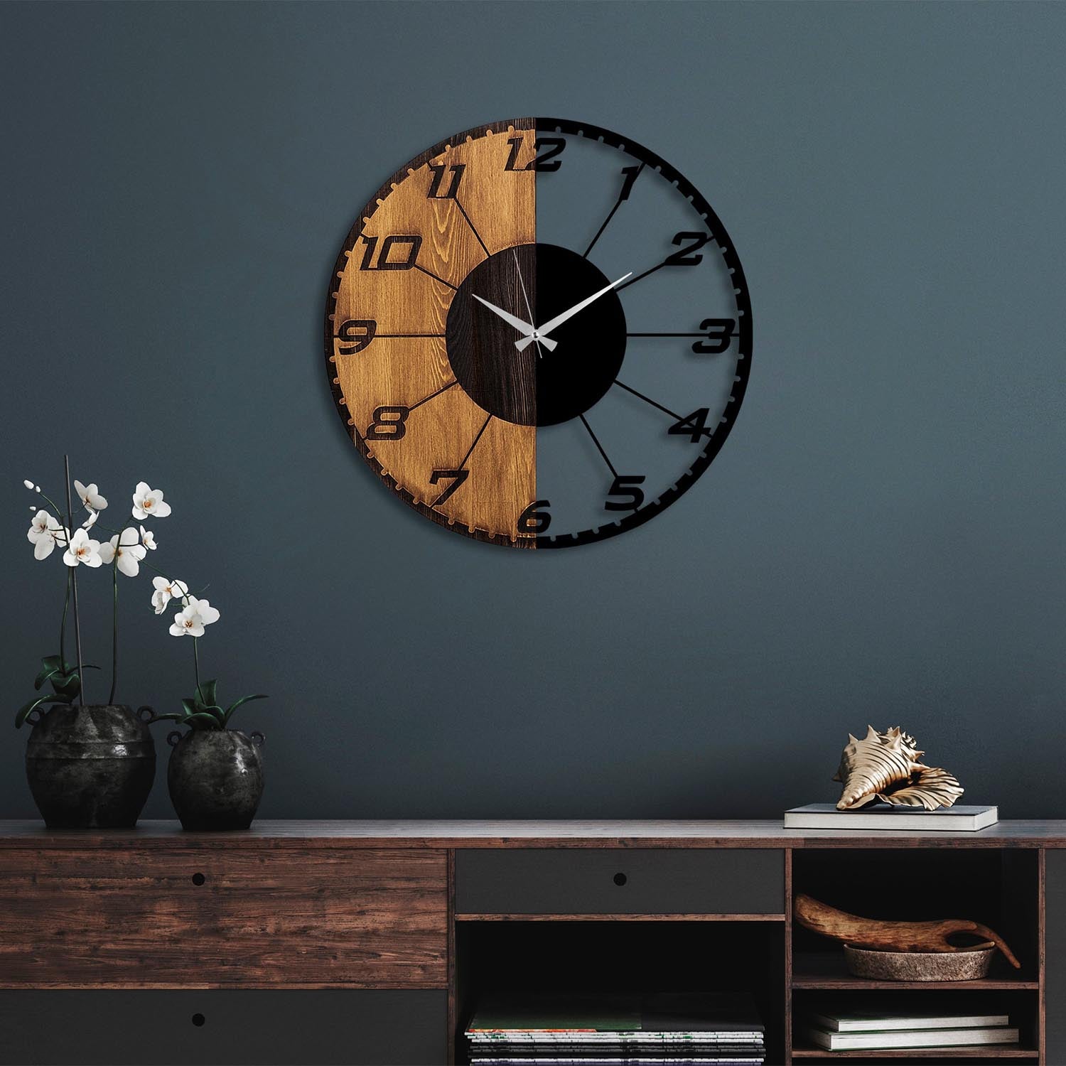 Linear in Walnuss Schwarz präsentiert im Onlineshop von KAQTU Design AG. Wanduhr ist von Wallity