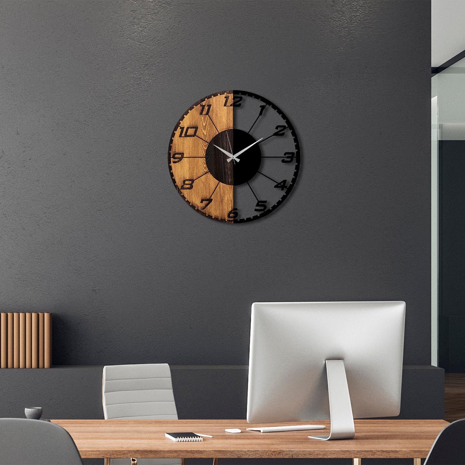 Linear in Walnuss Schwarz präsentiert im Onlineshop von KAQTU Design AG. Wanduhr ist von Wallity