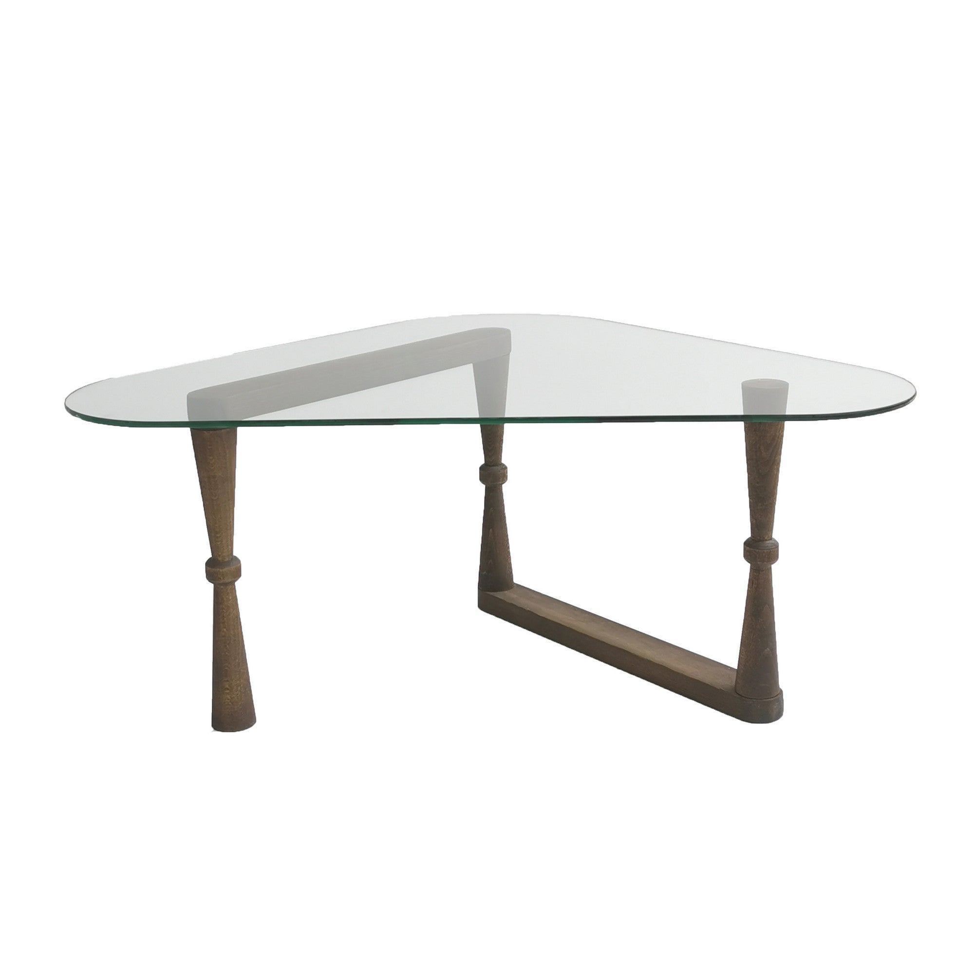 Erleben Sie den Cam Orta Sehpa Sofatisch in edlem Walnuss. Robustes Buchenholz und elegantes Glas schaffen ein harmonisches Wohnambiente.