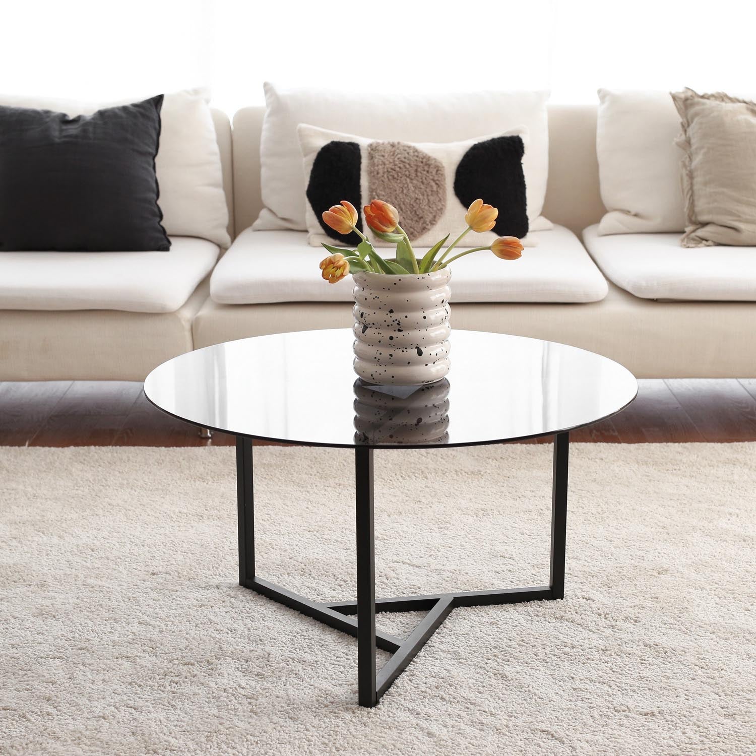Trio sehpa / füme temperli cam S402F in Rauch Schwarz präsentiert im Onlineshop von KAQTU Design AG. Beistelltisch ist von Hanah Home