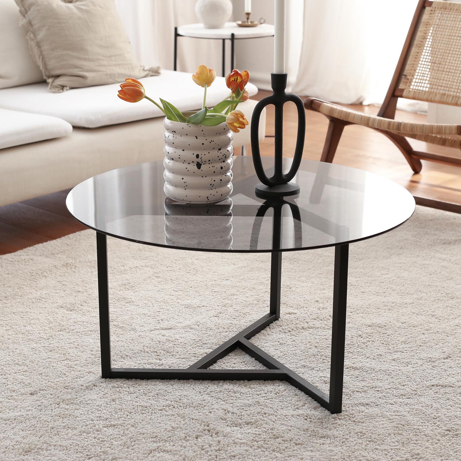 Trio sehpa / füme temperli cam S402F in Rauch Schwarz präsentiert im Onlineshop von KAQTU Design AG. Beistelltisch ist von Hanah Home