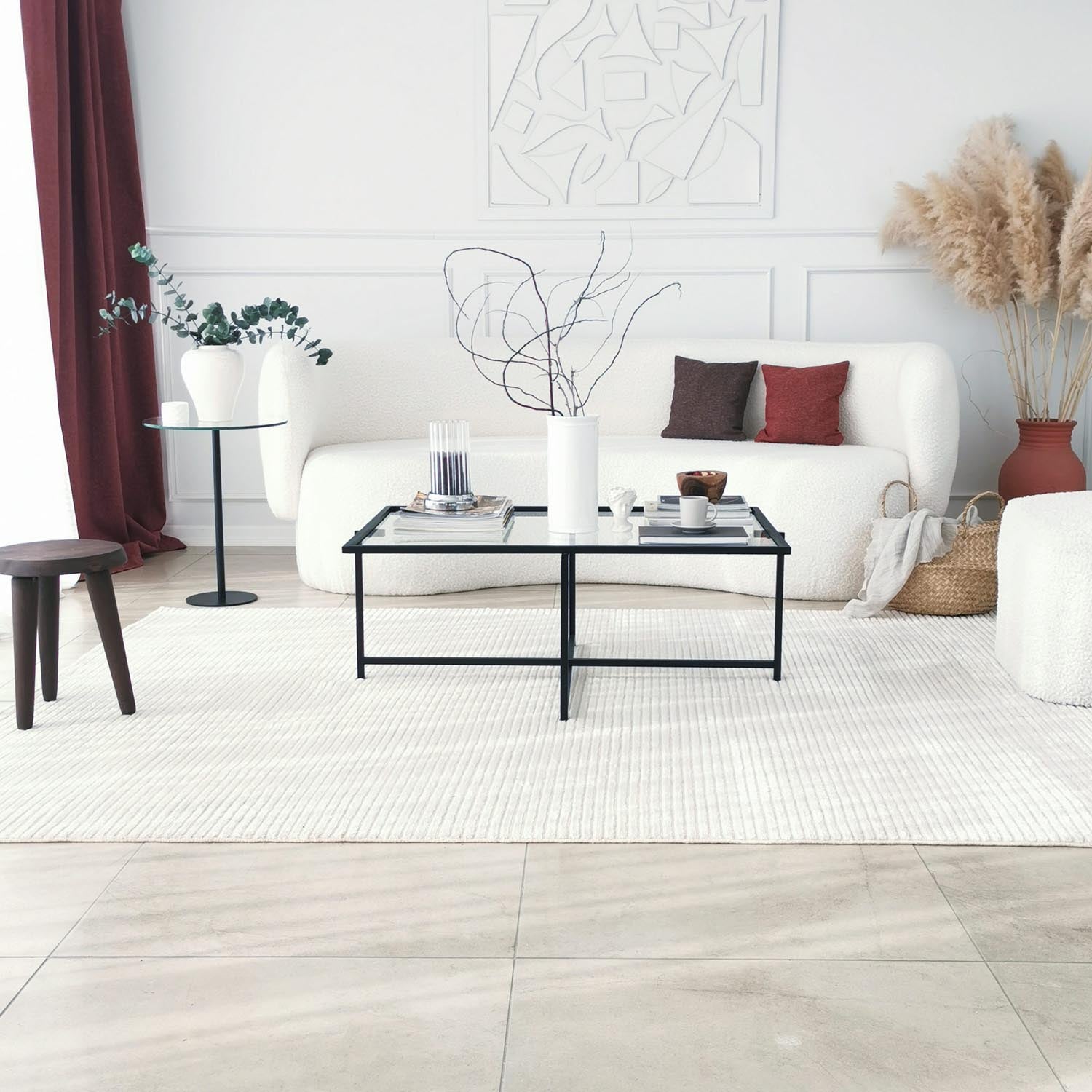 Sun S408 in Schwarz präsentiert im Onlineshop von KAQTU Design AG. Beistelltisch ist von Hanah Home