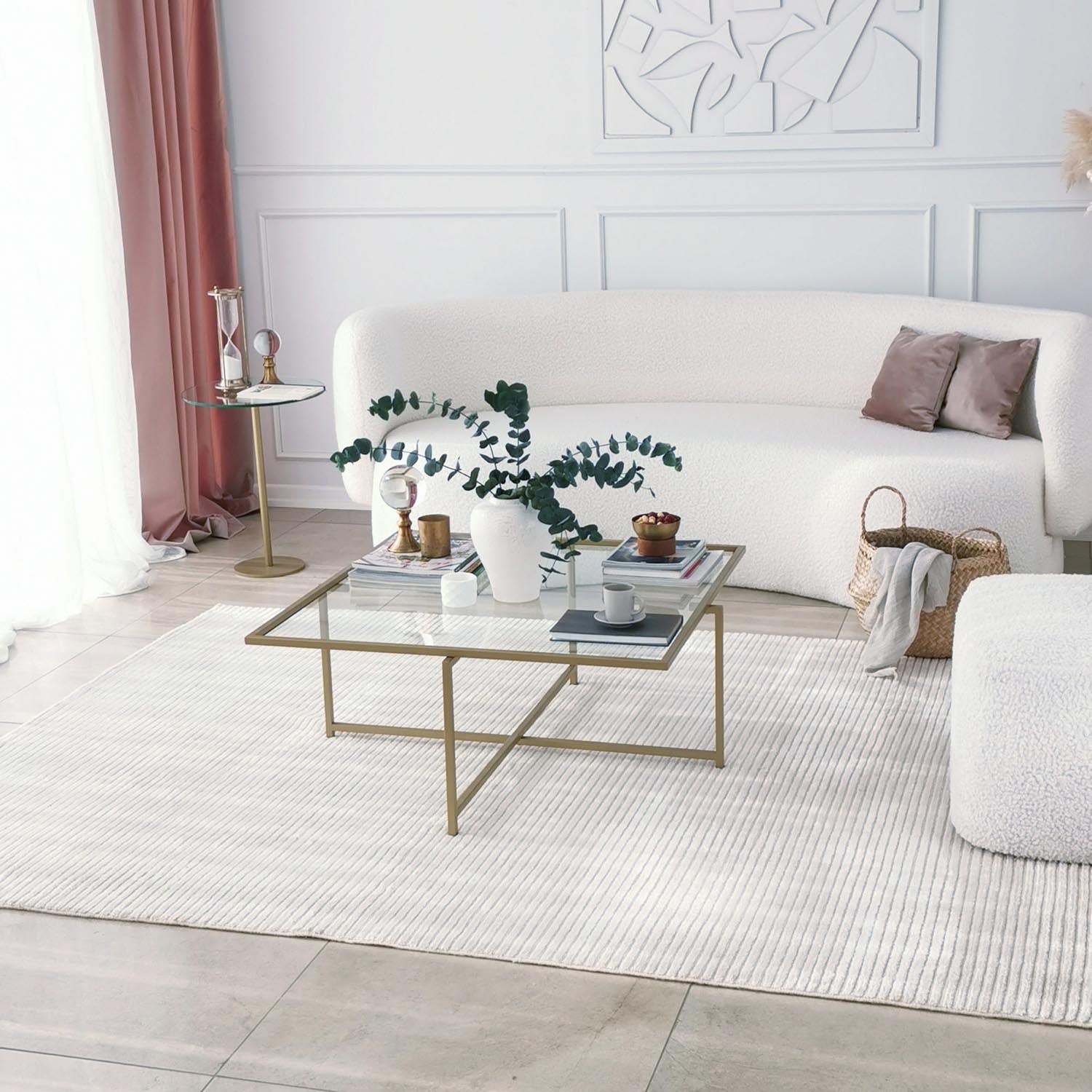 Sun S411 in Gold präsentiert im Onlineshop von KAQTU Design AG. Beistelltisch ist von Hanah Home
