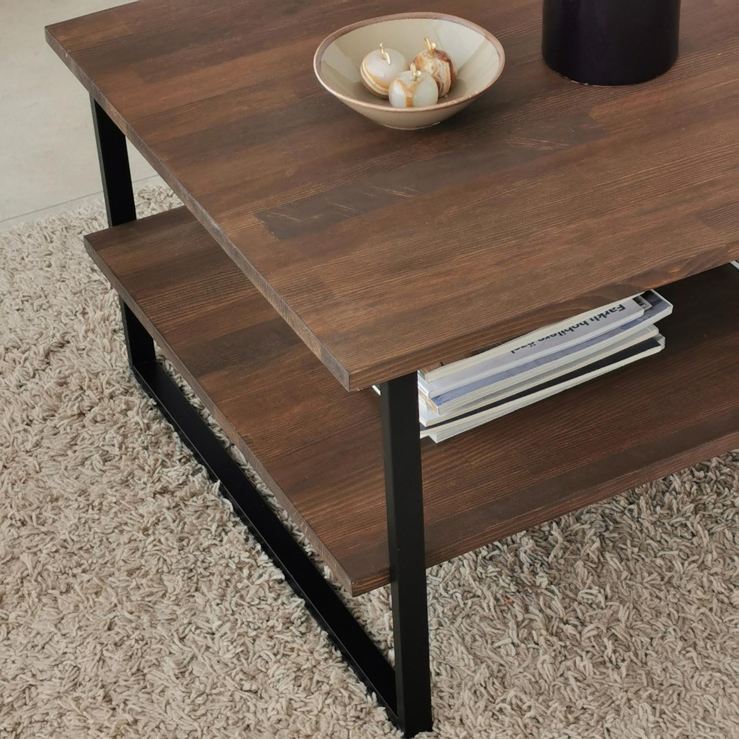 Neta - Walnut in Walnuss präsentiert im Onlineshop von KAQTU Design AG. Beistelltisch ist von Hanah Home