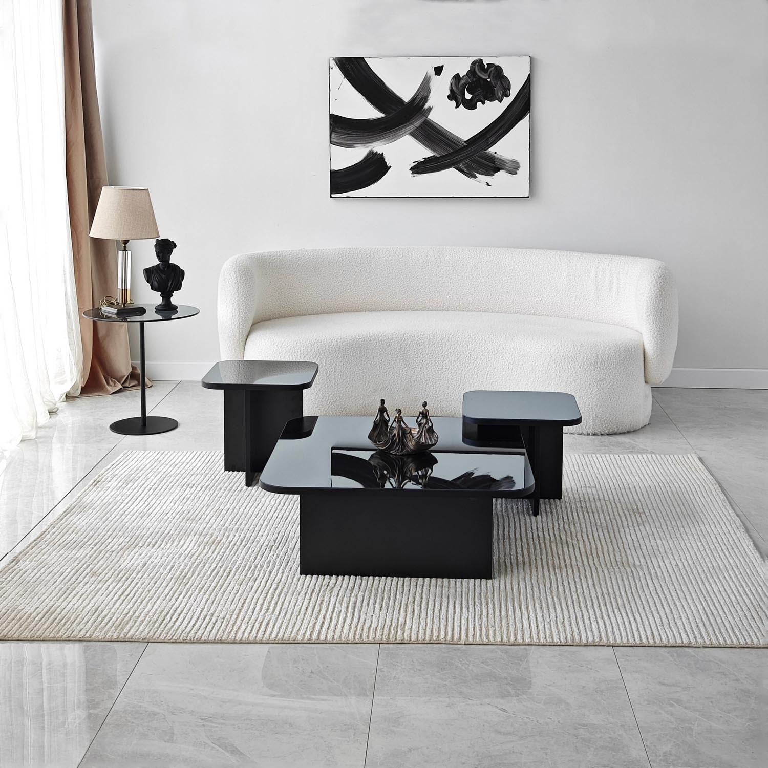 Jazz - Black, Fume in Schwarz
 Rauch präsentiert im Onlineshop von KAQTU Design AG. Beistelltisch ist von Hanah Home