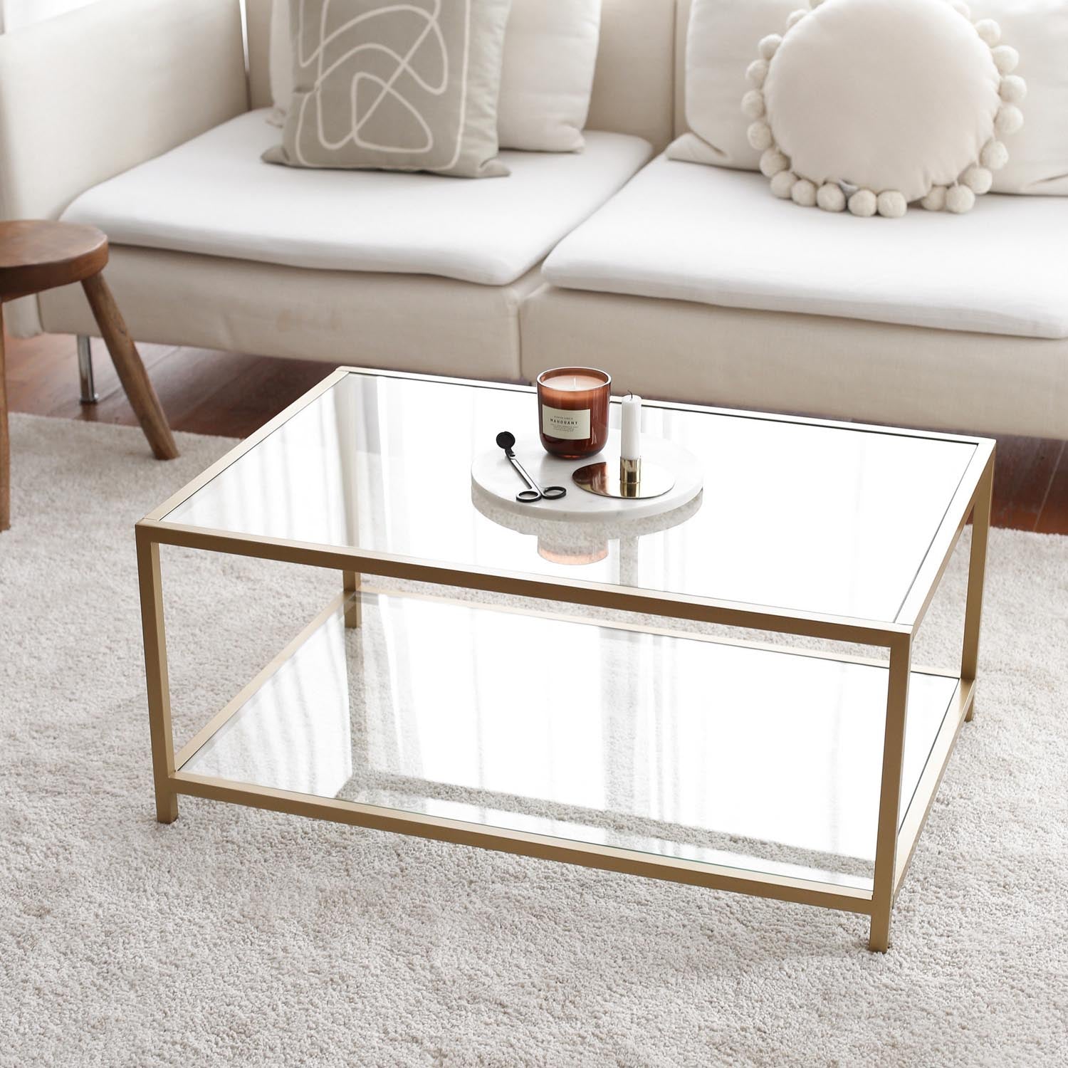 Astro in Gold präsentiert im Onlineshop von KAQTU Design AG. Beistelltisch ist von Hanah Home