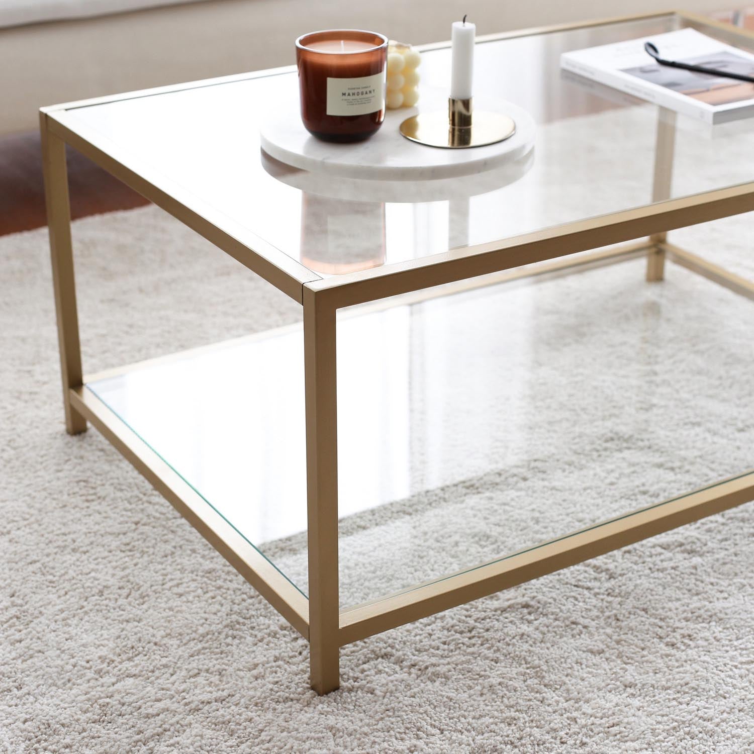 Astro in Gold präsentiert im Onlineshop von KAQTU Design AG. Beistelltisch ist von Hanah Home