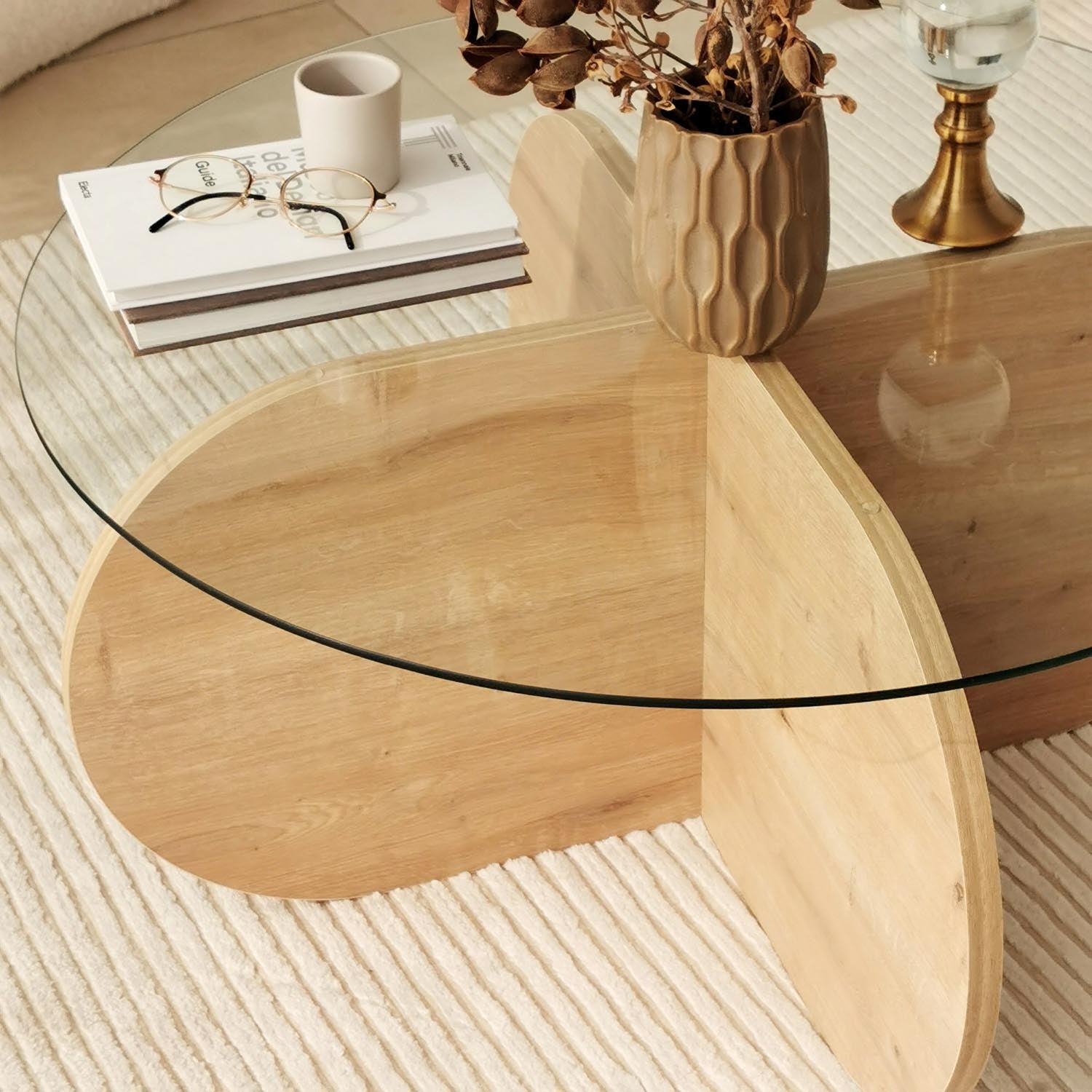 Bubble - Sapphire Oak in Saphir- Eiche präsentiert im Onlineshop von KAQTU Design AG. Beistelltisch ist von Hanah Home