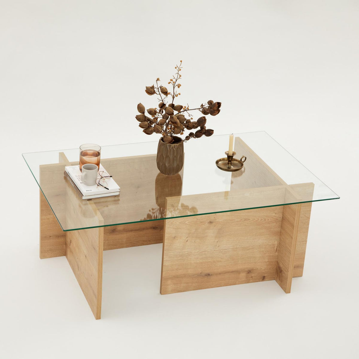 Escape Sofatisch - Saphir- Eiche in Saphir- Eiche präsentiert im Onlineshop von KAQTU Design AG. Couchtisch ist von Hanah Home