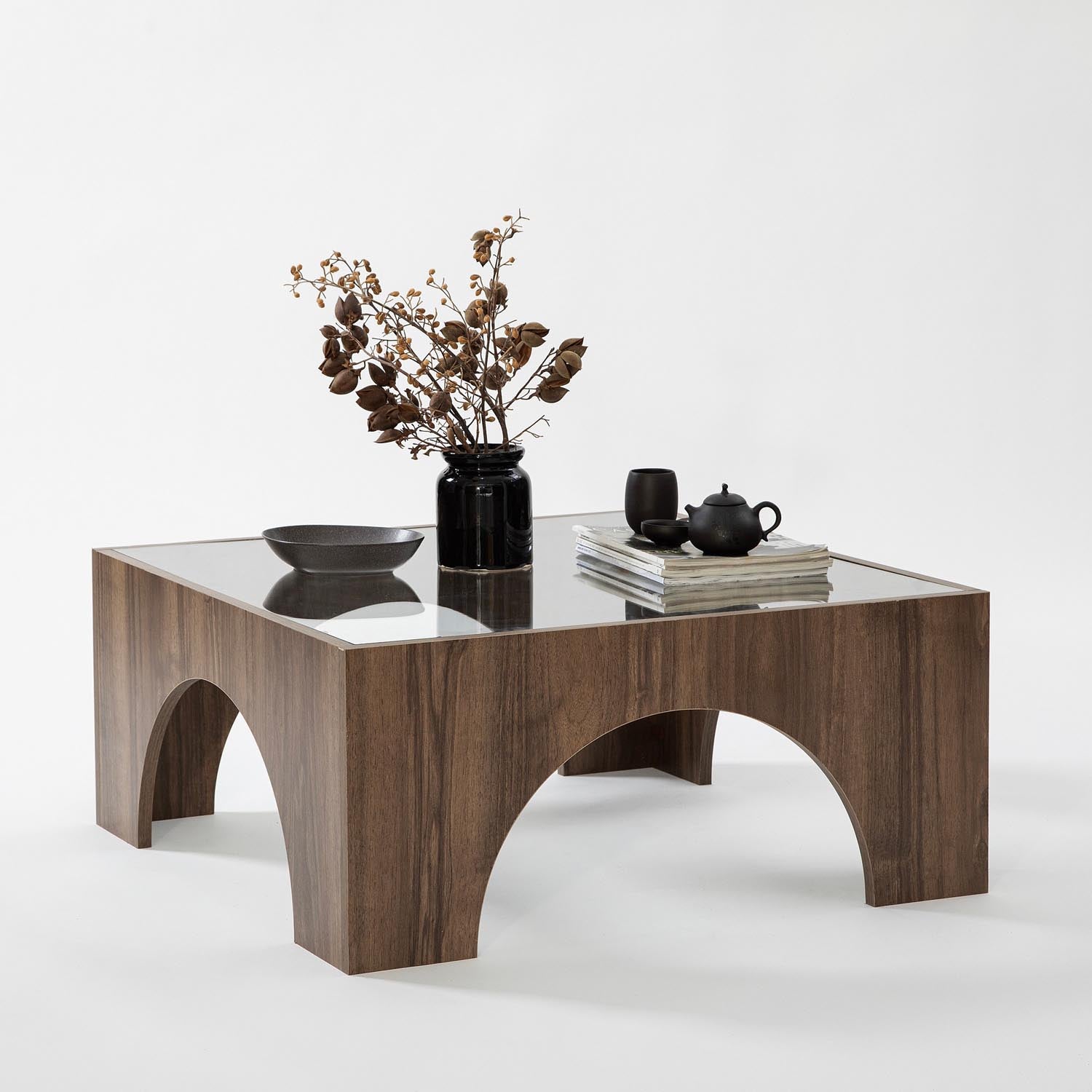 Seine - Transparent, Walnut in Transparent Walnuss präsentiert im Onlineshop von KAQTU Design AG. Beistelltisch ist von Hanah Home