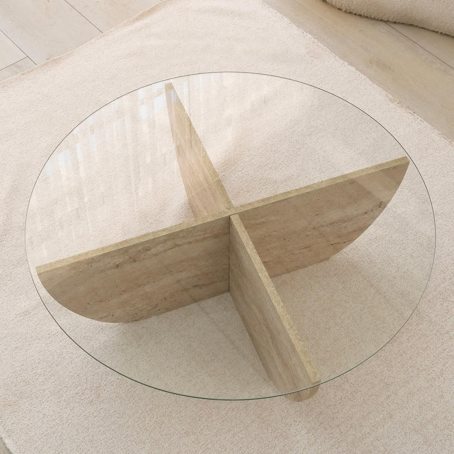 Lily in Travertin präsentiert im Onlineshop von KAQTU Design AG. Beistelltisch ist von Hanah Home