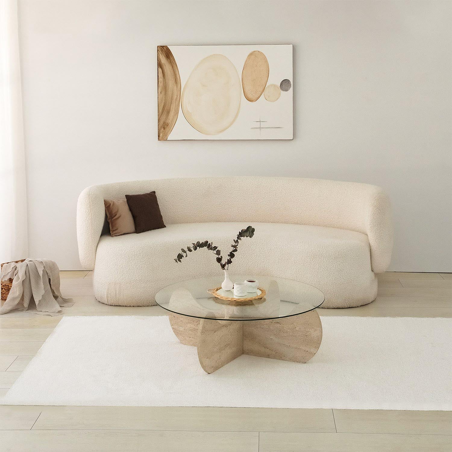 Himalayas - Travertine in Travertin präsentiert im Onlineshop von KAQTU Design AG. Beistelltisch ist von Hanah Home