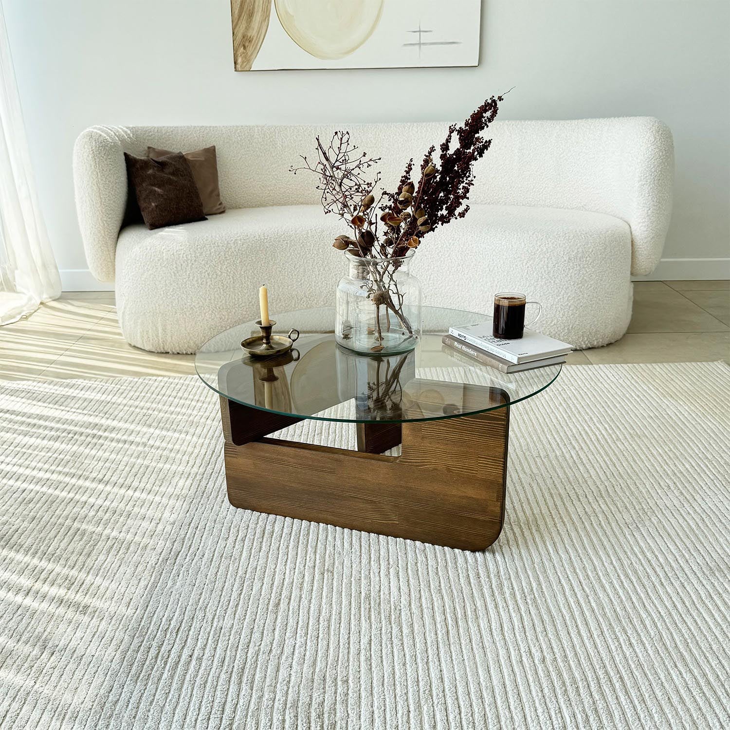 Mia - Walnut, Transparent in Walnuss Transparent präsentiert im Onlineshop von KAQTU Design AG. Beistelltisch ist von Hanah Home