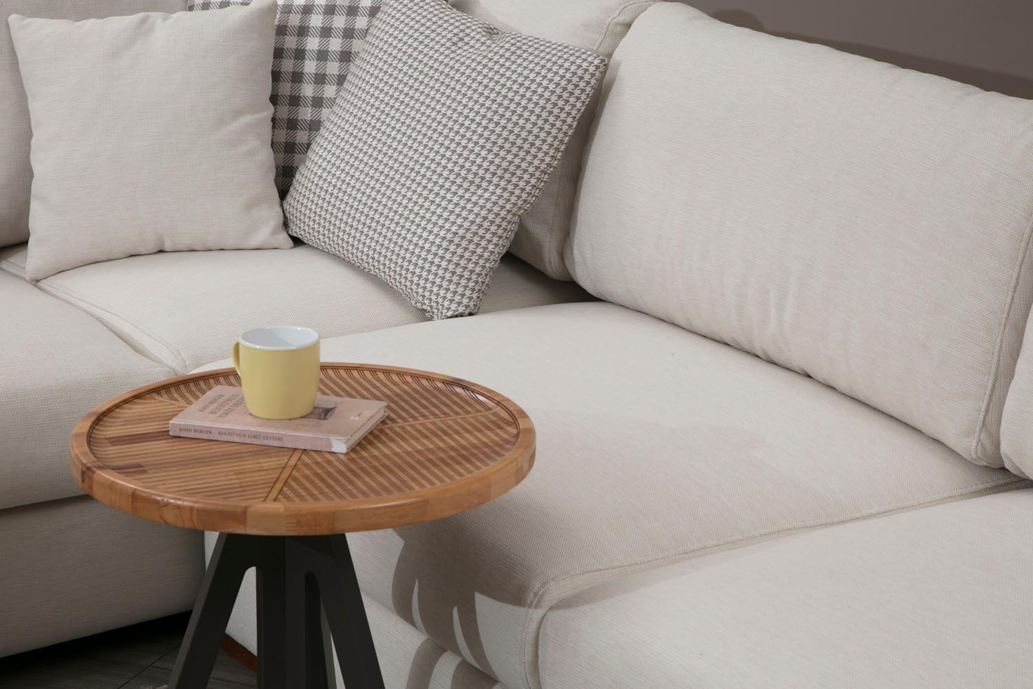 Loop 9 in Weiss präsentiert im Onlineshop von KAQTU Design AG. Ecksofa ist von Atelier Del Sofa
