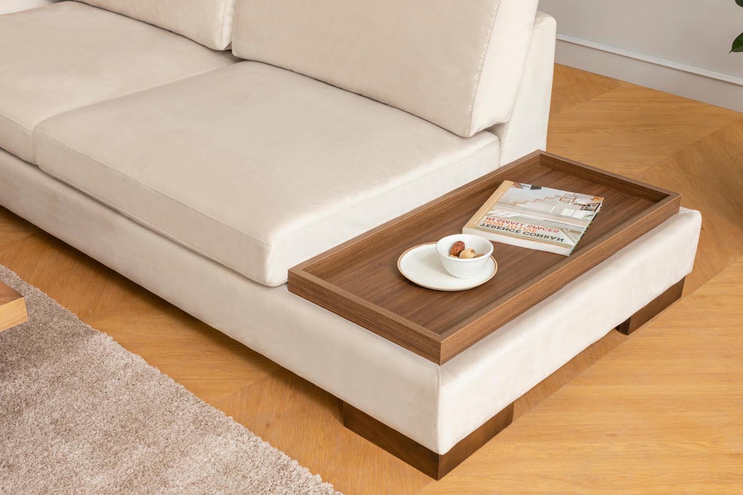Tulip Corner Left Without Pouf - Beige in Beige präsentiert im Onlineshop von KAQTU Design AG. Ecksofa ist von Atelier Del Sofa