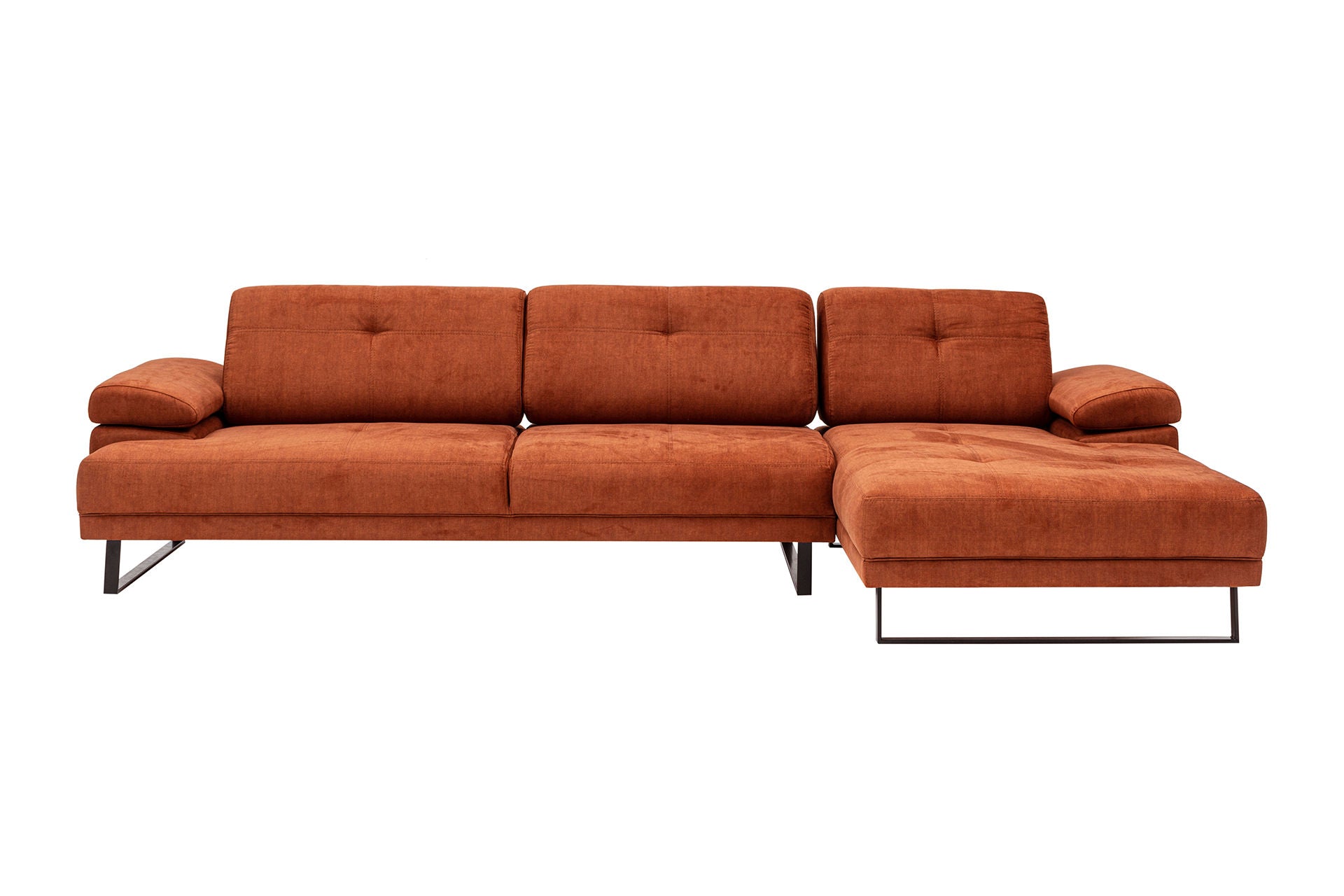 Mustang Large Right - Orange in Orange präsentiert im Onlineshop von KAQTU Design AG. Ecksofa ist von Atelier Del Sofa