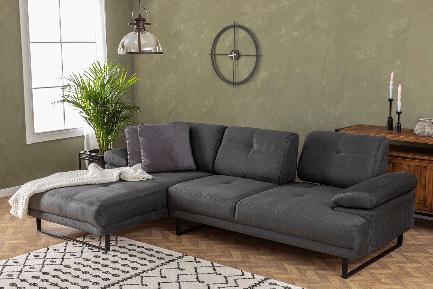 Mustang Small Left - Anthracite in Anthrazit präsentiert im Onlineshop von KAQTU Design AG. Ecksofa ist von Atelier Del Sofa