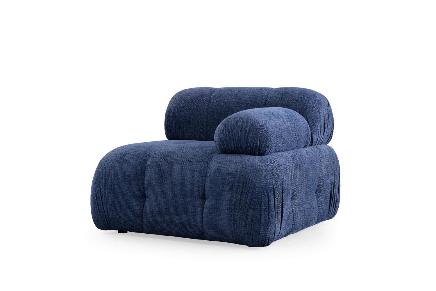 Petite 3 - Night Blue in Nachtblau präsentiert im Onlineshop von KAQTU Design AG. Ecksofa ist von Atelier Del Sofa