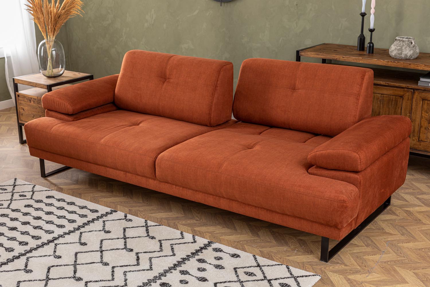 Mustang - Orange in Orange präsentiert im Onlineshop von KAQTU Design AG. Bettsofa ist von Atelier Del Sofa