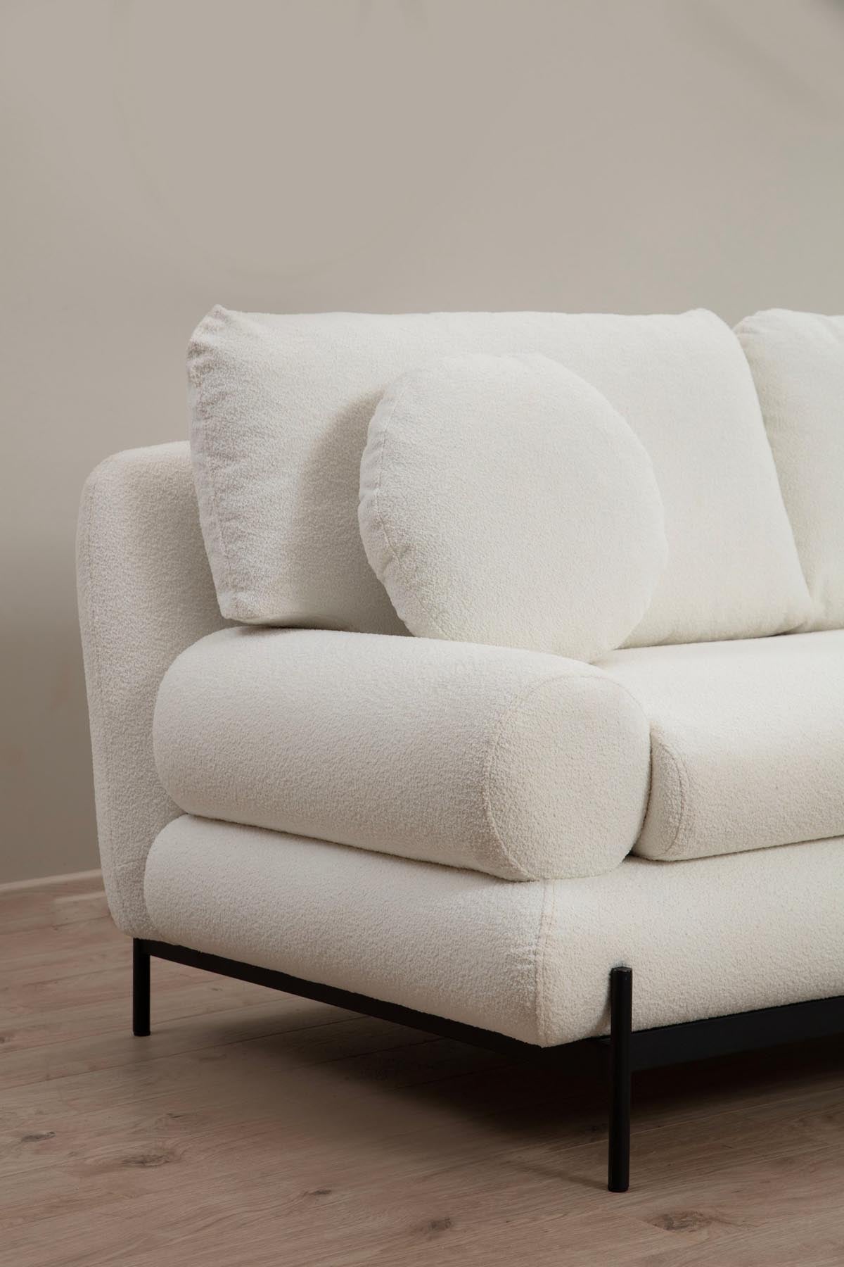 Livorno - White in Weiss präsentiert im Onlineshop von KAQTU Design AG. 2er Sofa ist von Atelier Del Sofa