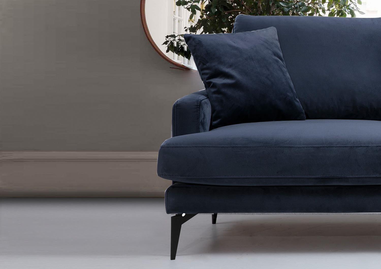 Papira 2 Seater - Navy Blue in Marineblau präsentiert im Onlineshop von KAQTU Design AG. 2er Sofa ist von Atelier Del Sofa