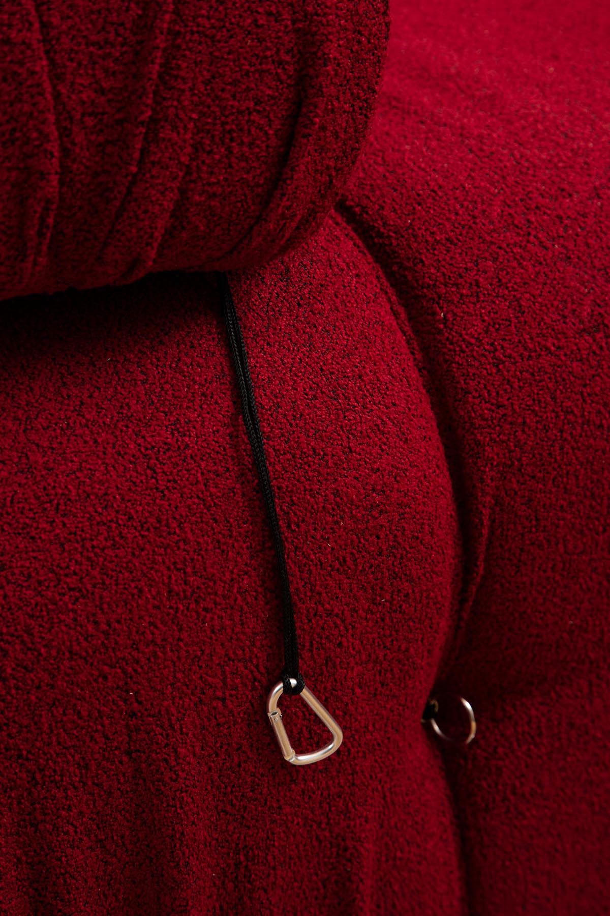 Bubble Corner ( L1-O1-1R -Puf) - Red in Rot präsentiert im Onlineshop von KAQTU Design AG. Ecksofa ist von Atelier Del Sofa