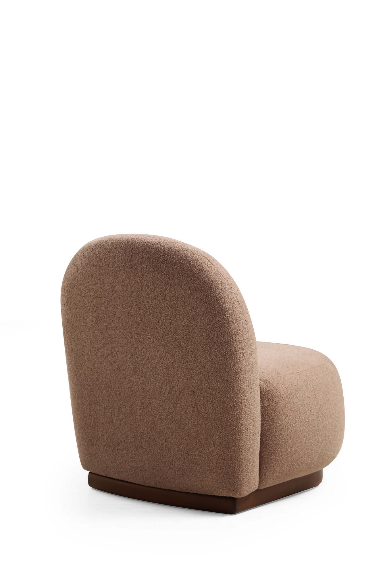 Tina - Cappuccino in Cappuccino präsentiert im Onlineshop von KAQTU Design AG. Sesel ist von Atelier Del Sofa