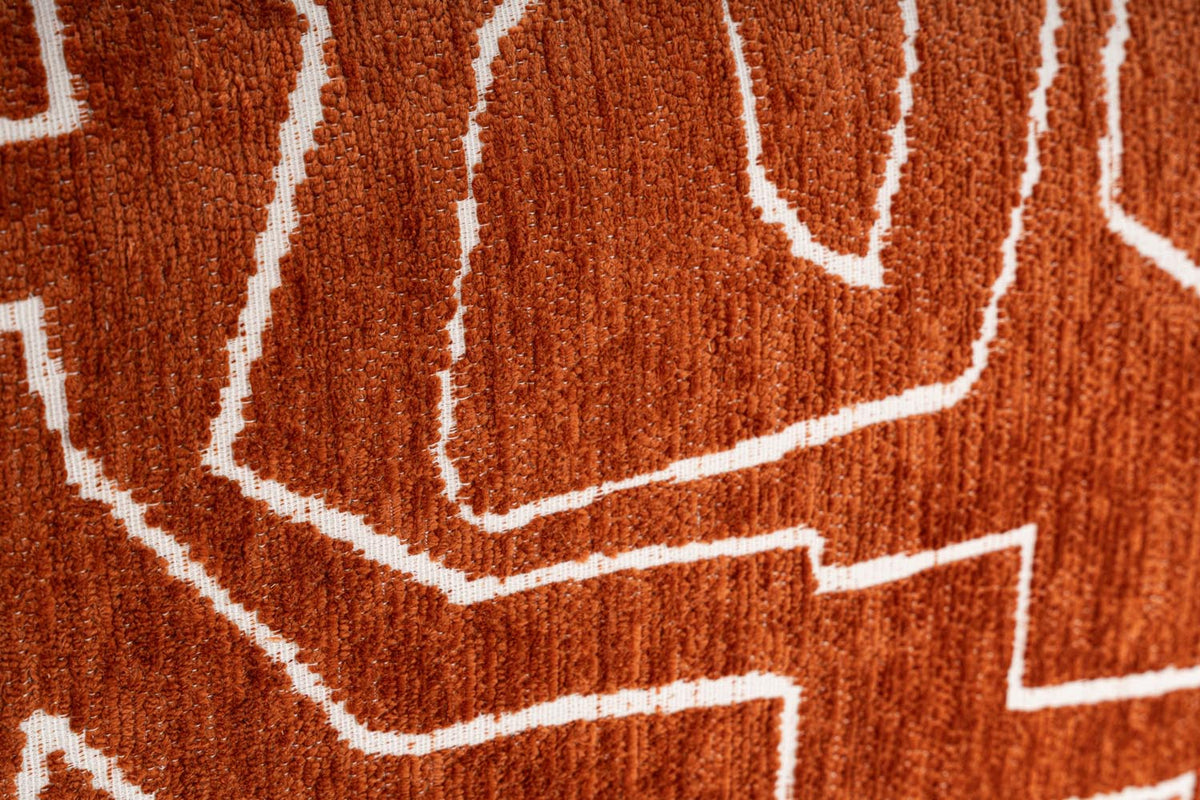 Lora Pouffe Pouf - Orange in Orange präsentiert im Onlineshop von KAQTU Design AG. Pouf ist von Atelier Del Sofa