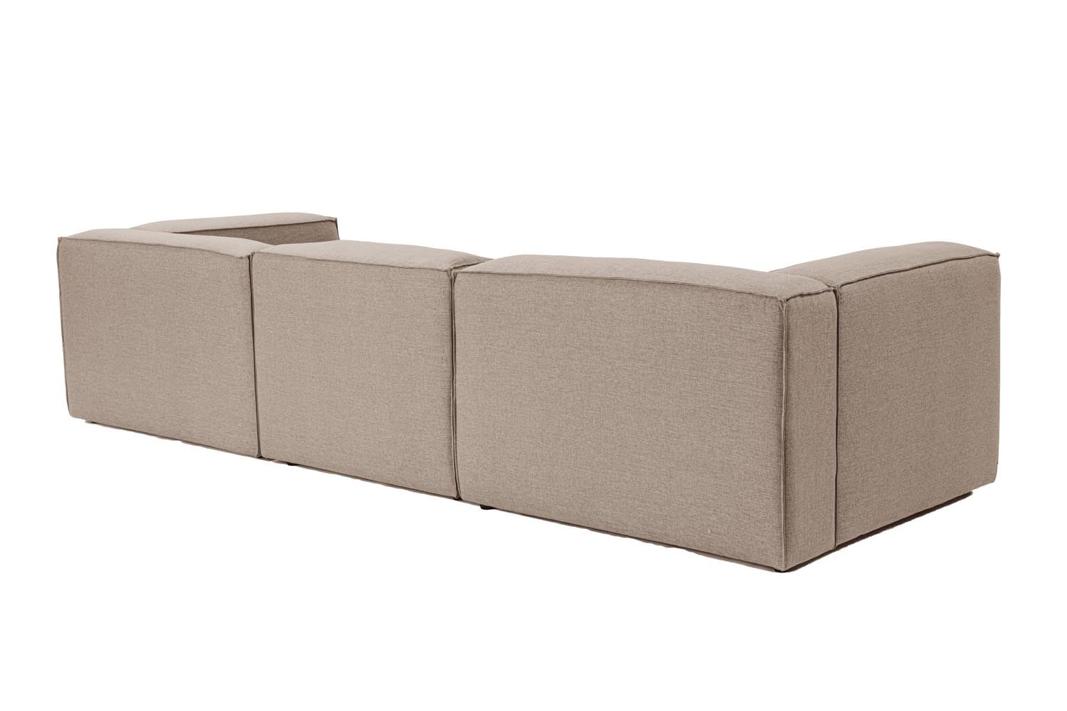 Fora 3 Seater - Brown in Braun präsentiert im Onlineshop von KAQTU Design AG. 3er Sofa ist von Atelier Del Sofa