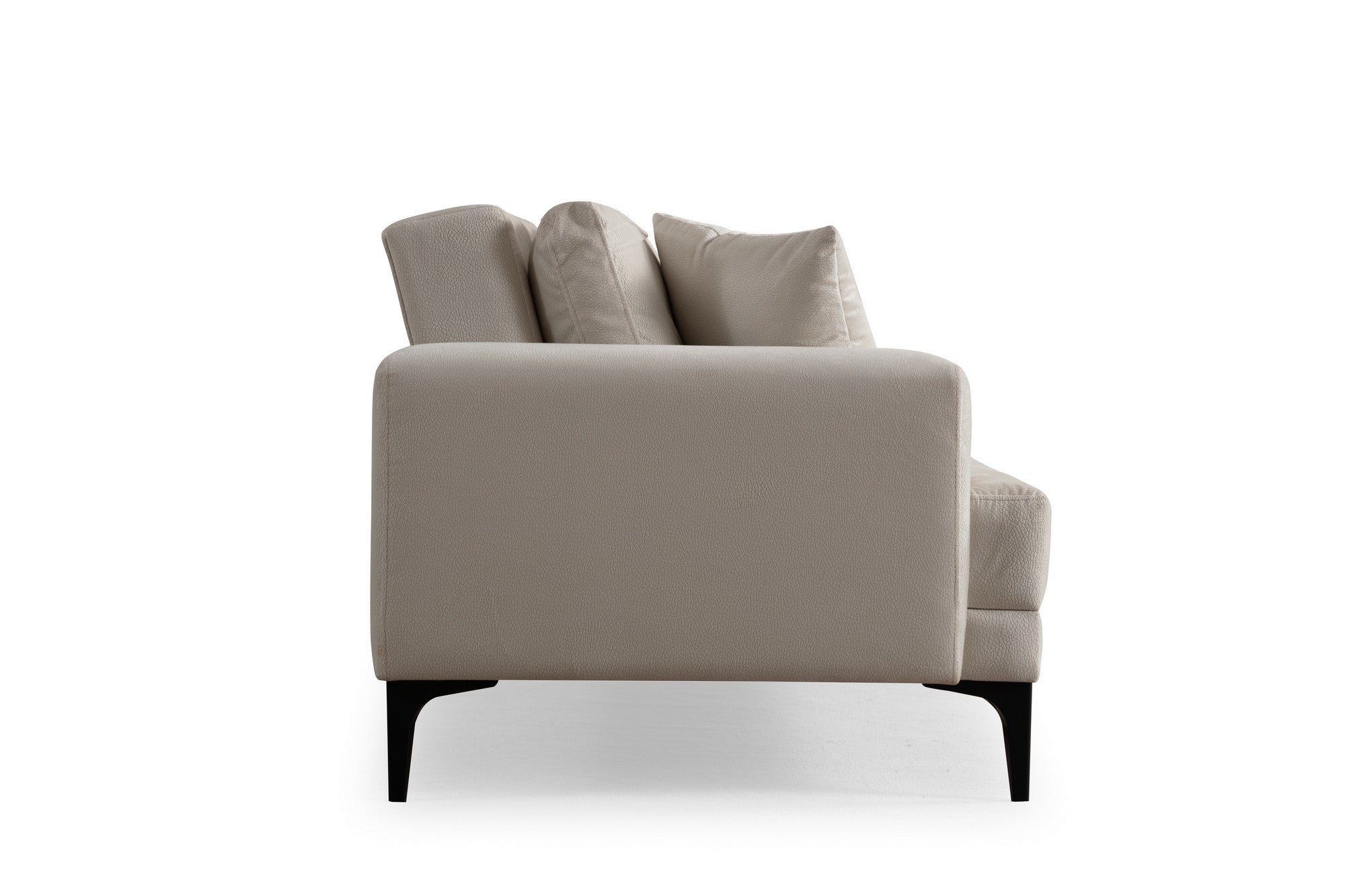 Astana 3 Seater - Ecru in Ecru präsentiert im Onlineshop von KAQTU Design AG. 3er Sofa ist von Atelier Del Sofa