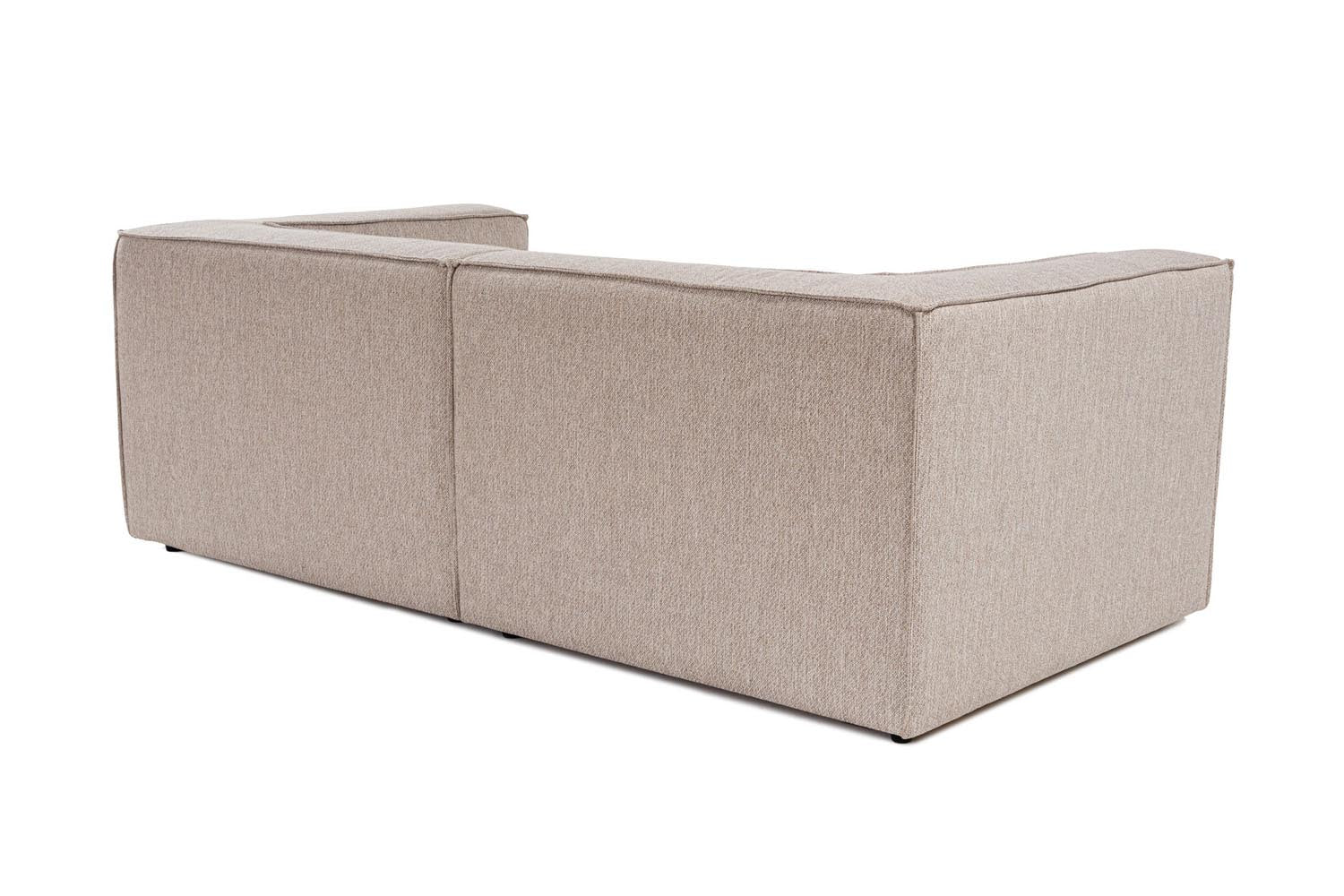 Sora 2 - Sand Beige in Sandbeige präsentiert im Onlineshop von KAQTU Design AG. 2er Sofa ist von Atelier Del Sofa