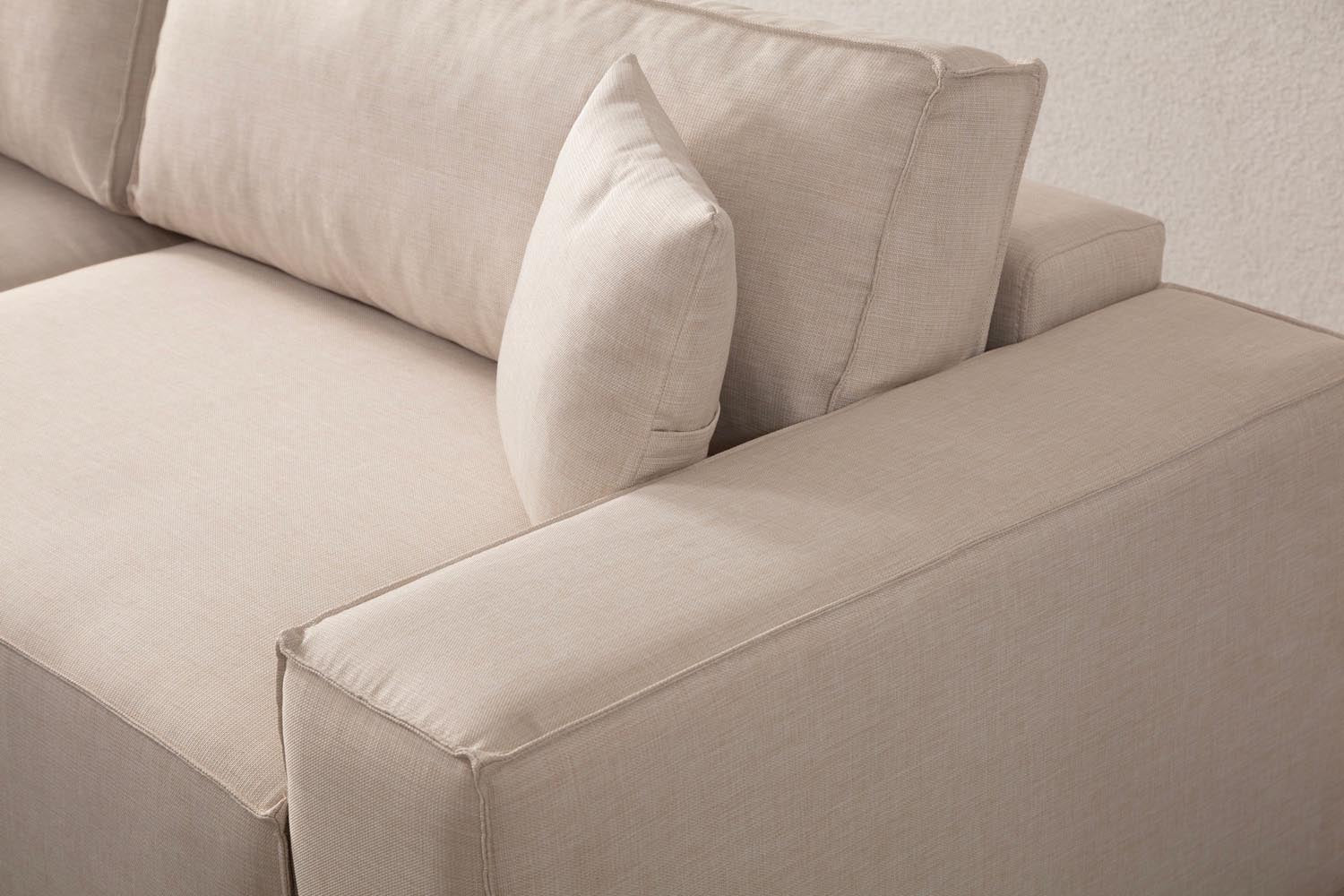 Pırlo Corner Left - Ecru in Ecru präsentiert im Onlineshop von KAQTU Design AG. Bettsofa ist von Atelier Del Sofa