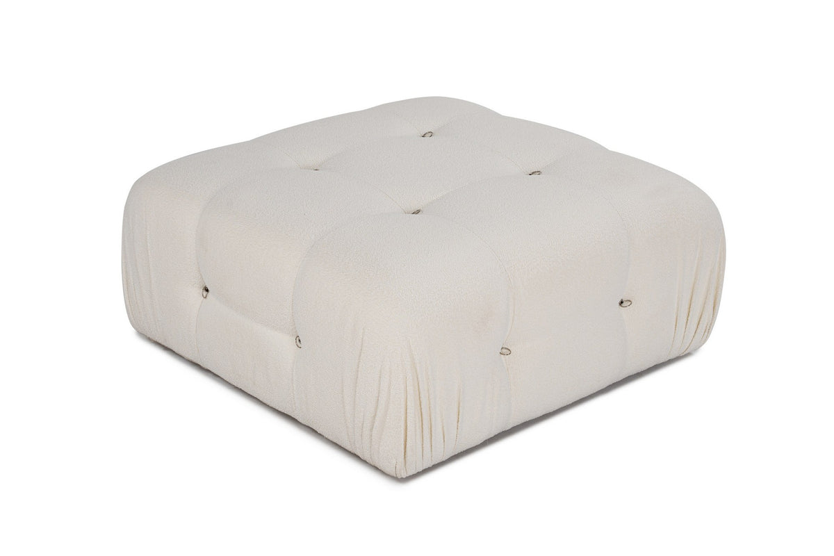 Weisser runder Pouf Bubble Tuffet von Atelier Del Sofa mit Polyesterbezug, Buchenholzgestell und schwarzen Kunststoffbeinen, 95x45 cm.