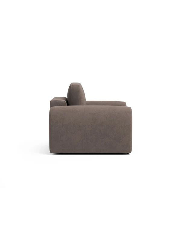 Braunes 1-Sitzer Sofa Mono P von Hanah Home mit Gestell aus Buchenholz und Spanplatte, Schaumstoffpolsterung und schlanken Kunststoffbeinen.