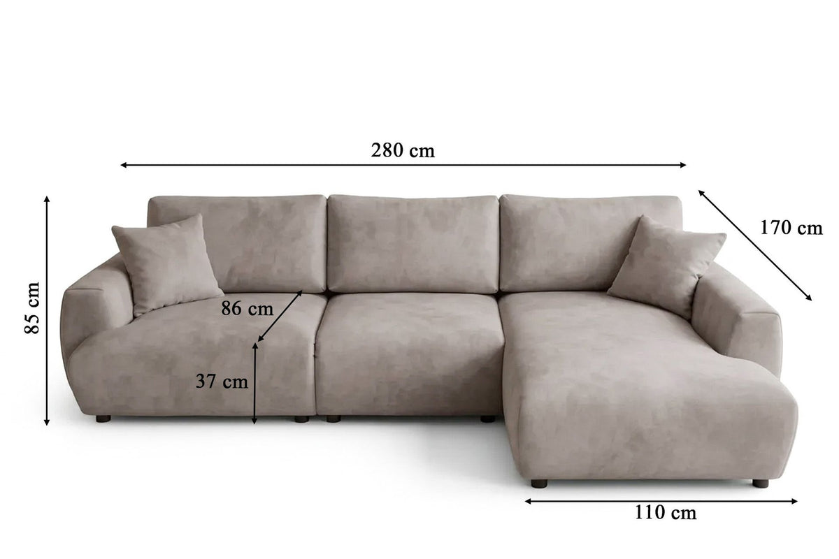 Beiges Ecksofa Arthur von Hanah Home mit Schlaffunktion, Polyesterbezug, Buchenholzgestell und Kunststoffbeinen, rechte Ausführung.