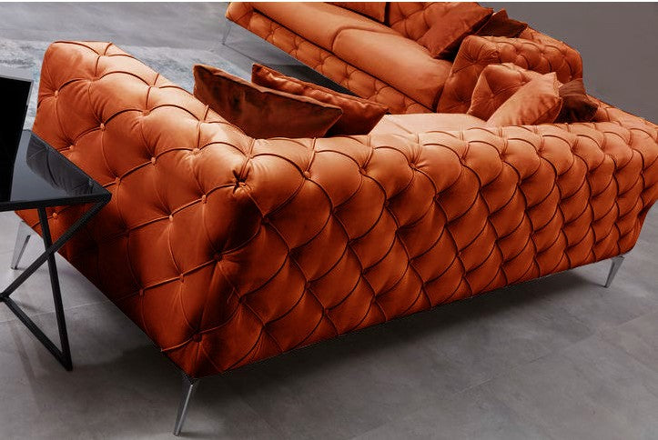 Como - Orange in Orange präsentiert im Onlineshop von KAQTU Design AG. 3er Sofa ist von Atelier Del Sofa