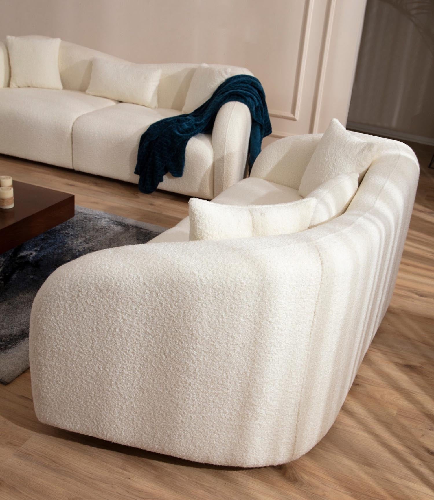 Venedik - Cream in Sahne präsentiert im Onlineshop von KAQTU Design AG. 2er Sofa ist von Atelier Del Sofa
