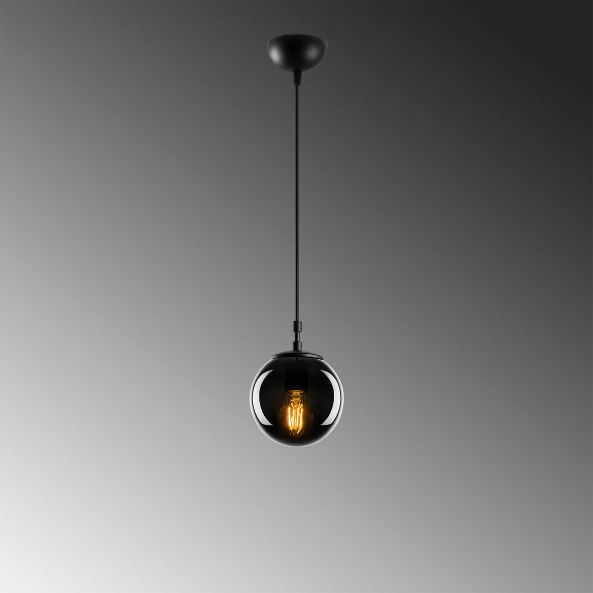 Efe Pendellampe - Schwarz
 Rauch in Schwarz / Rauch präsentiert im Onlineshop von KAQTU Design AG. Pendelleuchte ist von Opviq