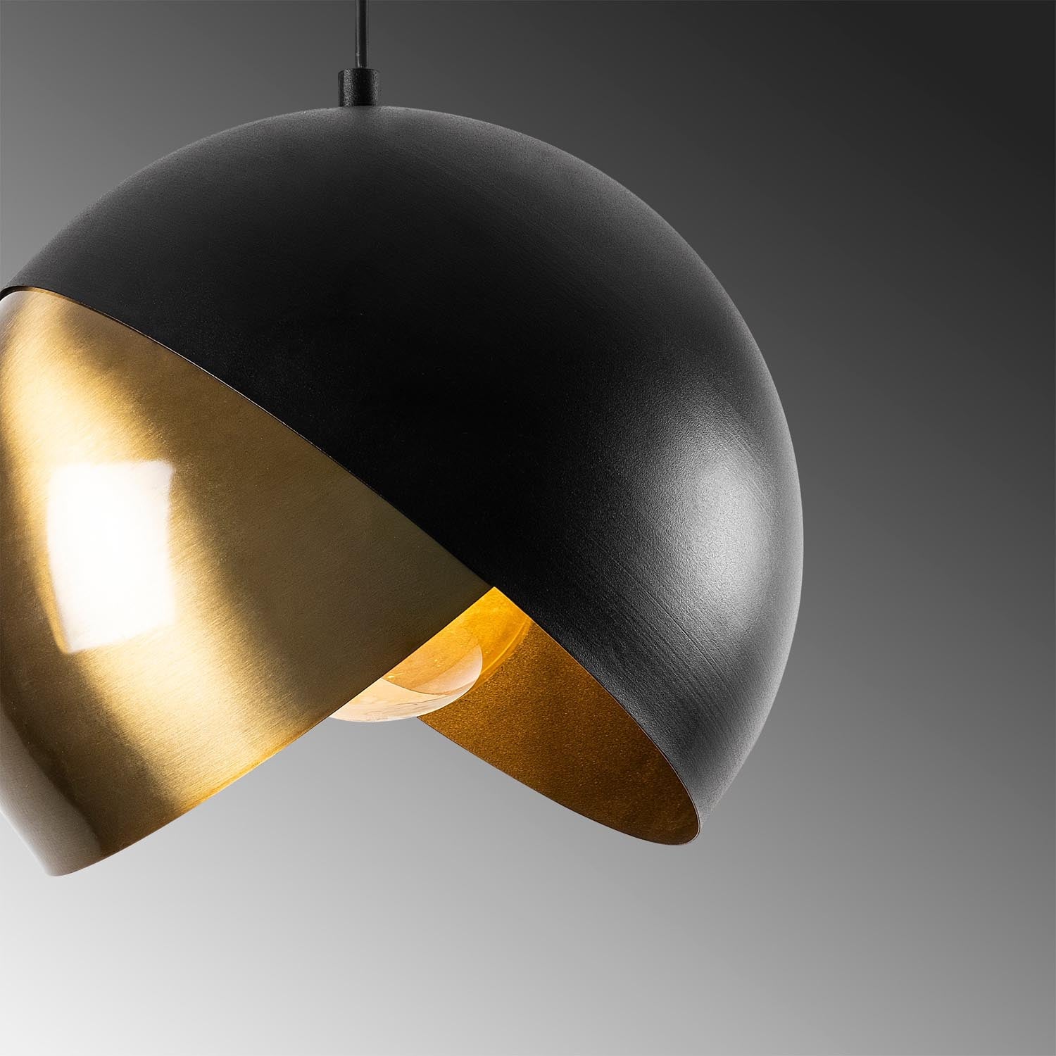 Pacman - 2633 in Schwarz Vintage präsentiert im Onlineshop von KAQTU Design AG. Pendelleuchte ist von Opviq