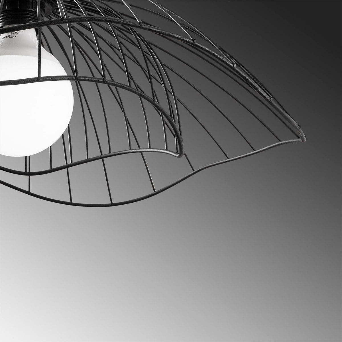 Farac Pendellampe - Schwarz in Schwarz präsentiert im Onlineshop von KAQTU Design AG. Pendelleuchte ist von Opviq