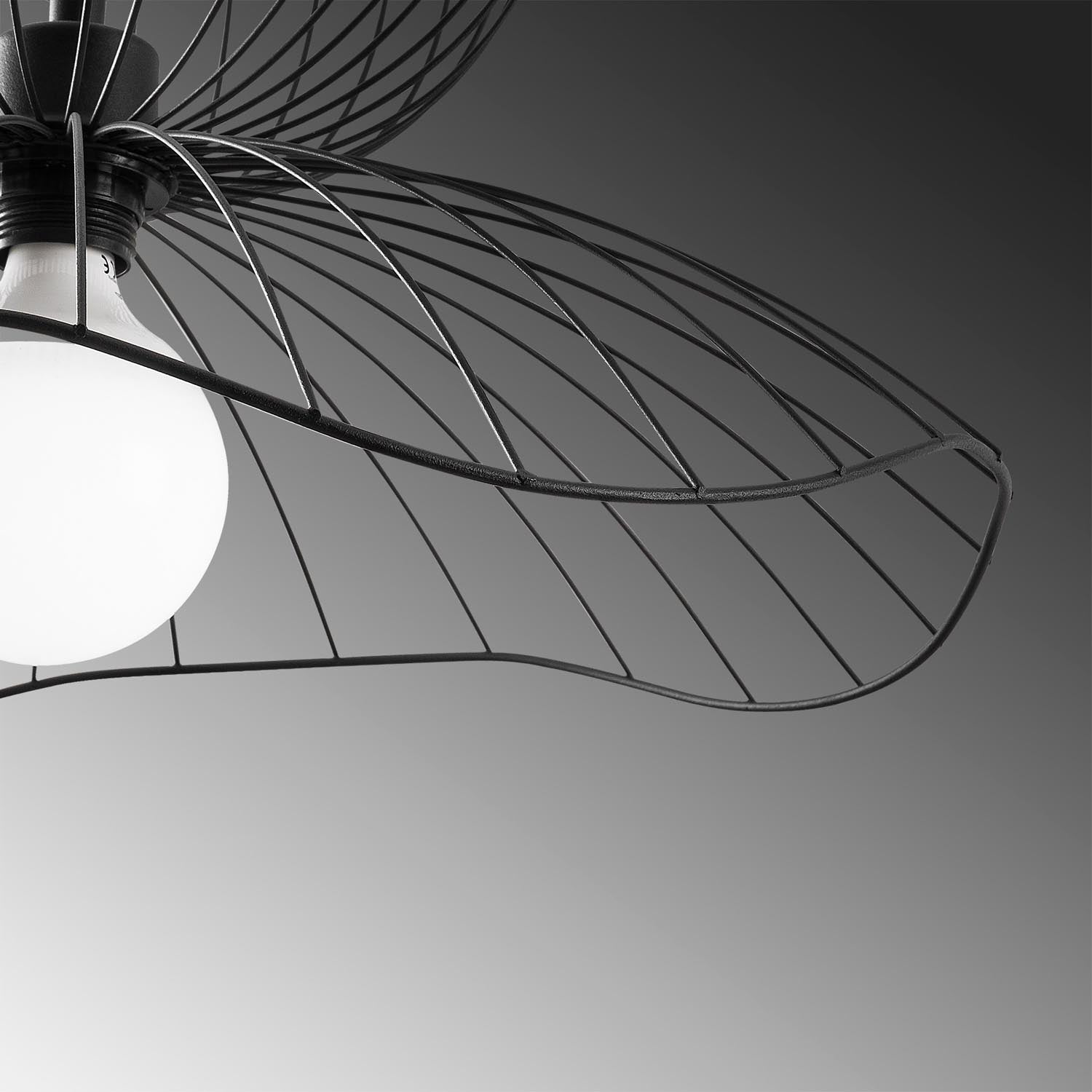 Farac - 6390 in Schwarz präsentiert im Onlineshop von KAQTU Design AG. Pendelleuchte ist von Opviq