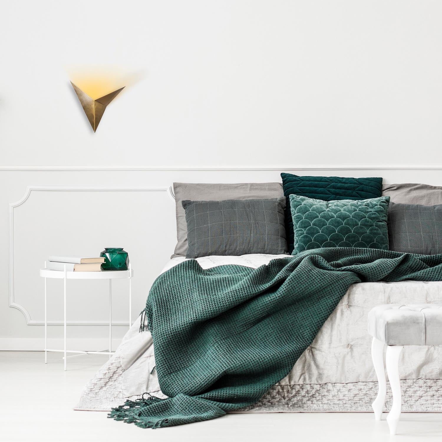 Bird - 3203 in Vintage präsentiert im Onlineshop von KAQTU Design AG. Wandleuchte ist von Opviq