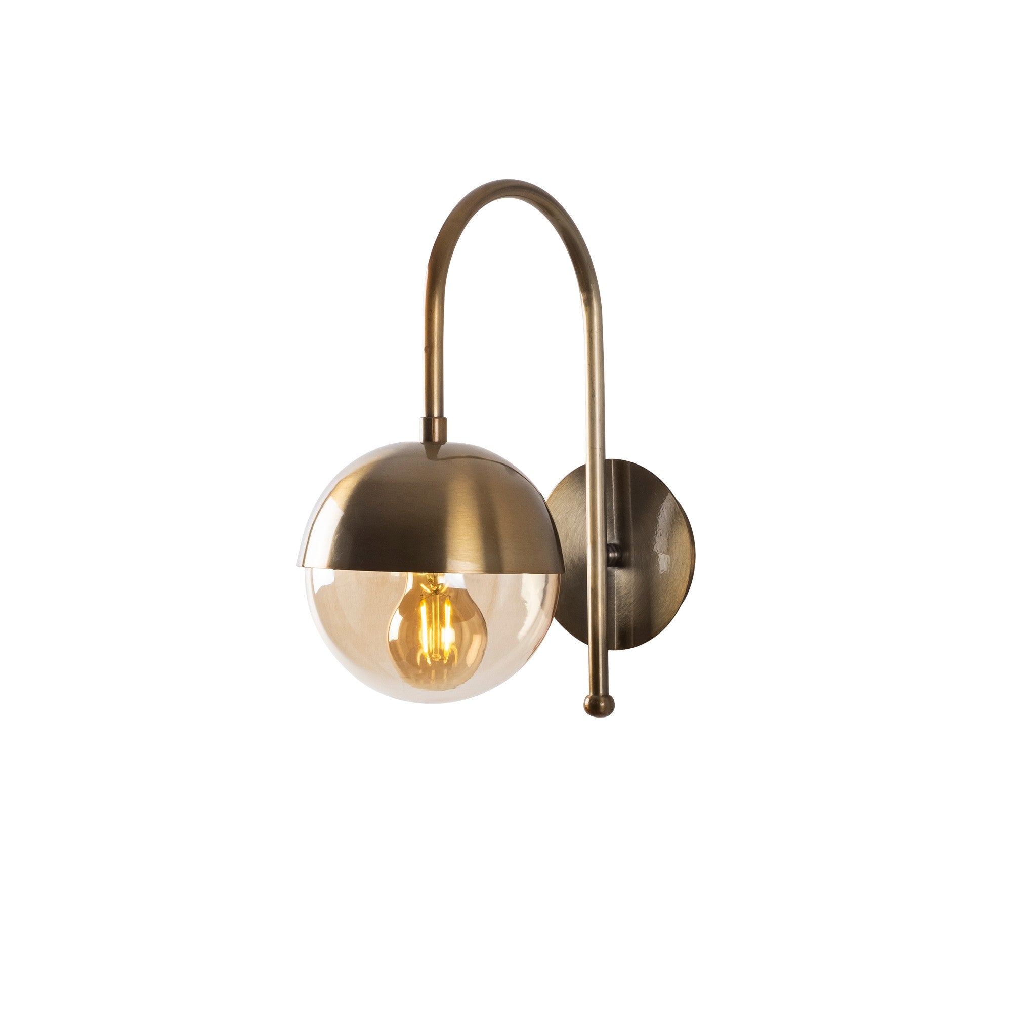 Karsor - 3301 in Vintage präsentiert im Onlineshop von KAQTU Design AG. Wandleuchte ist von Opviq