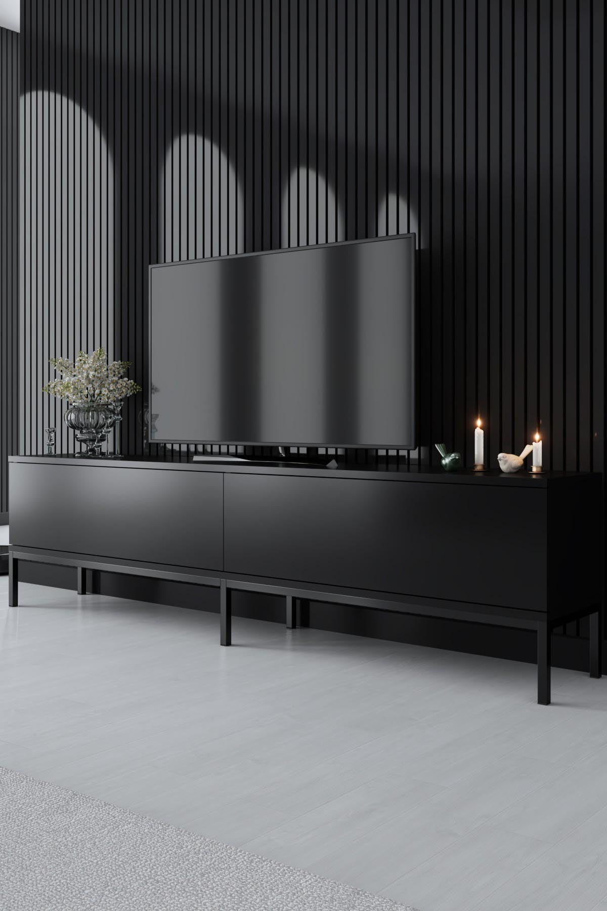 Lord - Black in Schwarz präsentiert im Onlineshop von KAQTU Design AG. Sideboard ist von Hanah Home