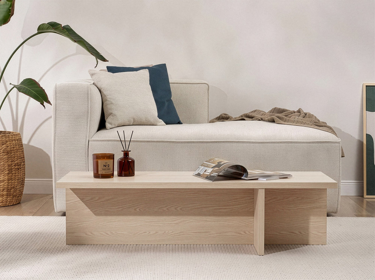 Couchtisch Harbor in Pusula Eiche aus melaminbeschichteter Spanplatte, rechteckige Form mit schlankem Design, Masse 120x45x30 cm