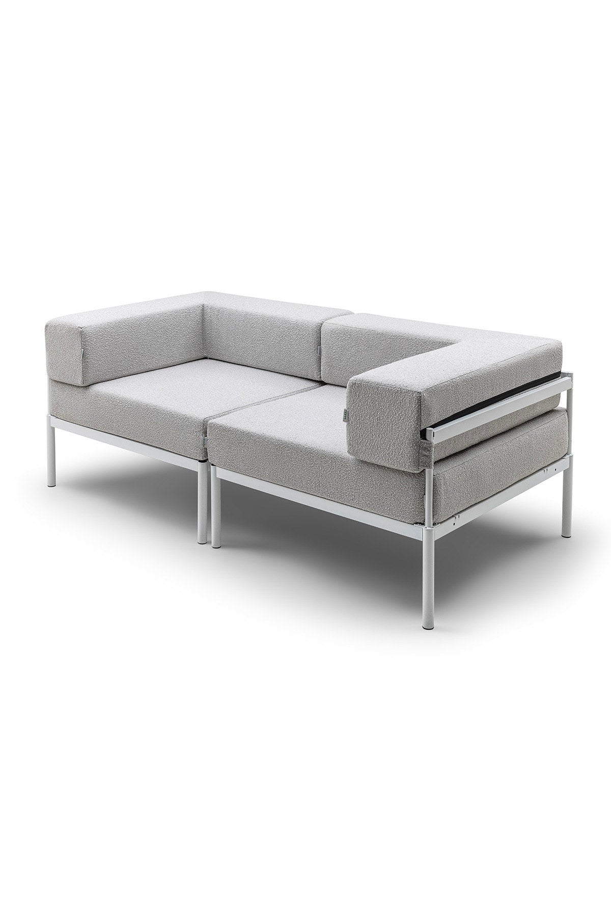 2-Sitzer-Sofa in Weiss / Grau von Hanah Home mit Bouclé-Bezug, Metallgestell und schlanken Metallbeinen, abnehmbare Sitzkissen sichtbar.