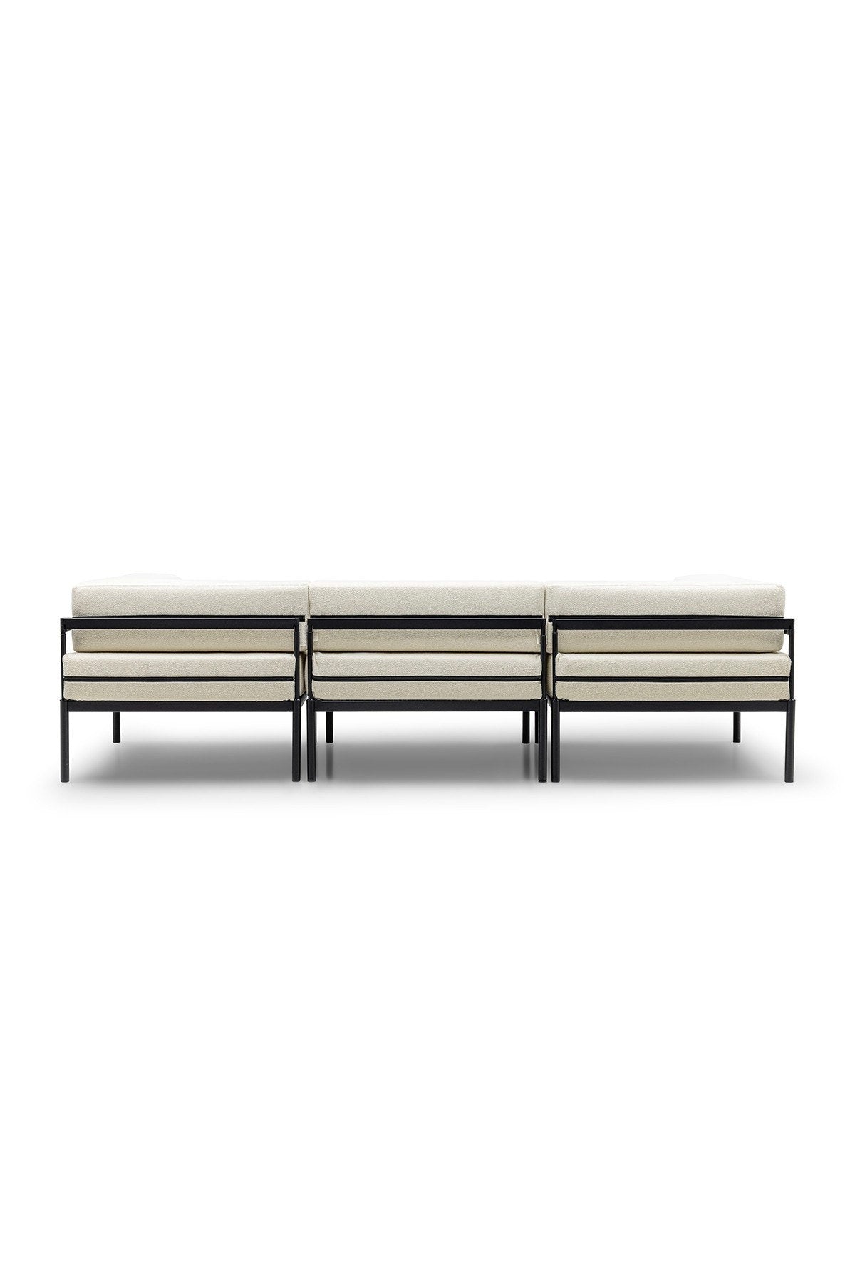 Bouclé-Stoff 3-Sitzer-Sofa in Schwarz und Creme mit Metallbeinen, verstellbarer Rückenlehne und abnehmbaren Kissen, Frontalansicht.