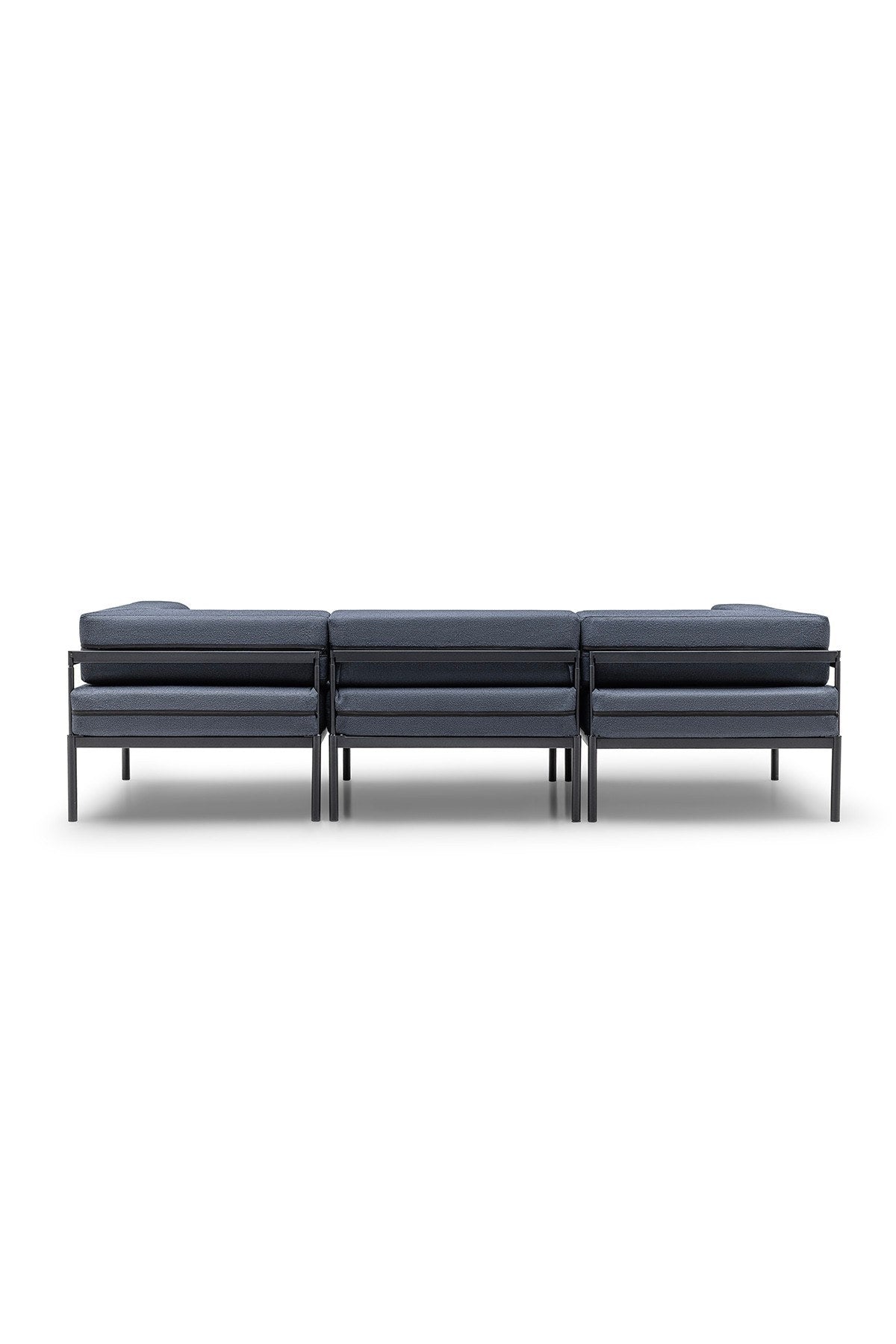 3-Sitzer-Sofa von Hanah Home in Schwarz und Marineblau aus Bouclé-Stoff mit Metallbeinen, Frontalansicht auf neutralem Hintergrund.