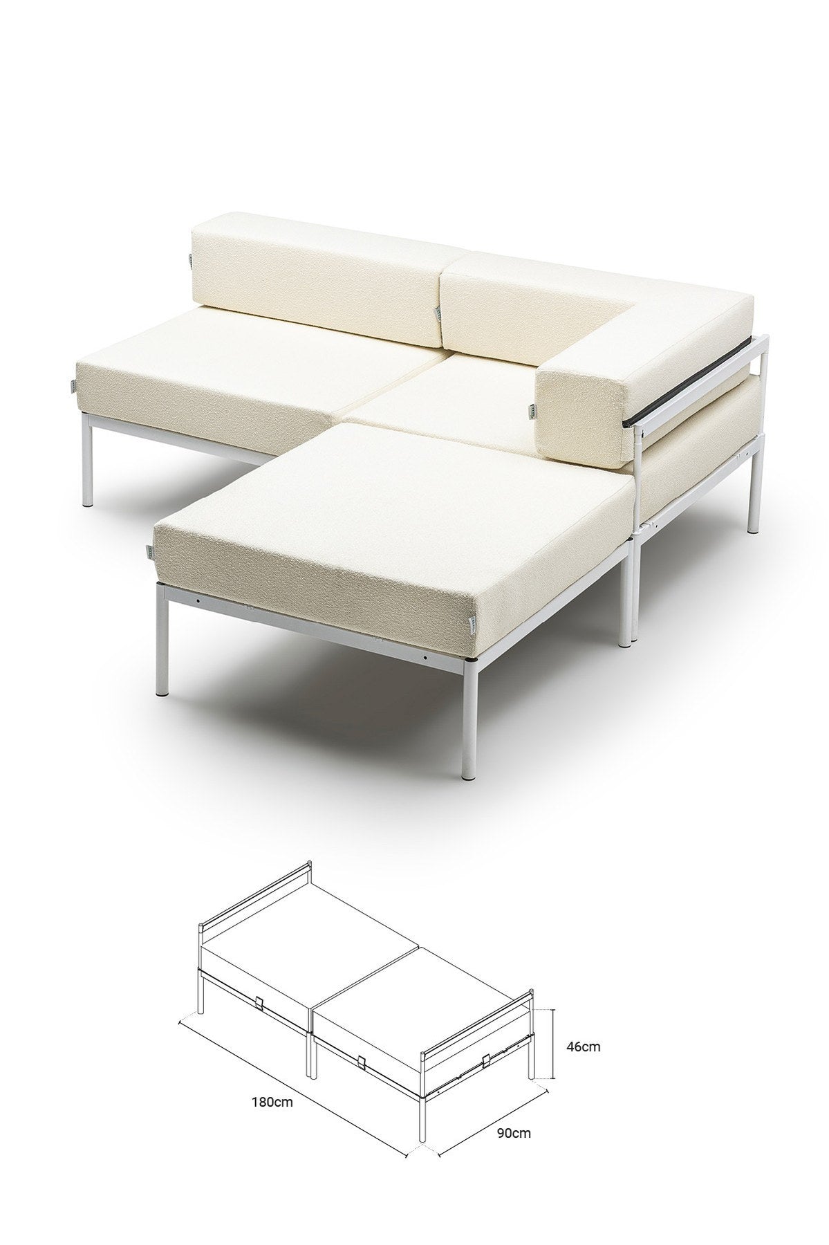 Weisses Ecksofa aus Bouclé-Stoff mit Metallgestell und Metallbeinen, grosse Sitzfläche 150x150 cm, Kissen in Creme und Weiss.